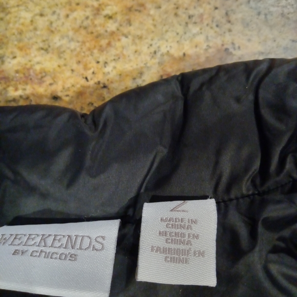 Vest - Picture 4 of 4